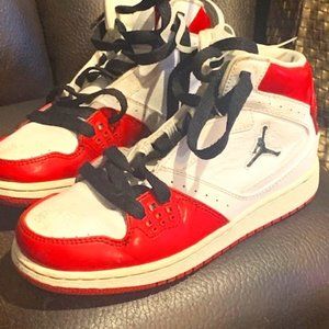 Air Jordan - Nike Tennis Shoes - Kid size 3.5Y